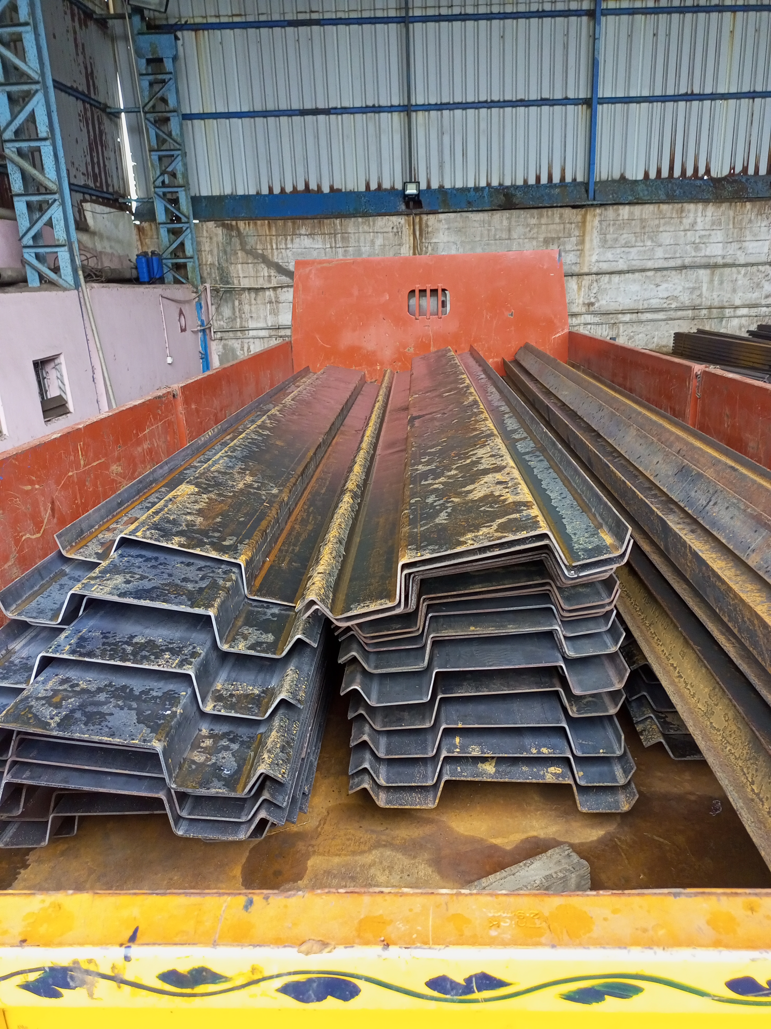 Trench sheet- Manufacturer-used-galvanized-powder-coated-maldives-rental-second-hand-shoring-plate-supplier-6